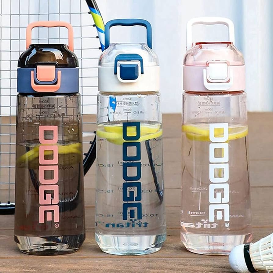 Amazon | スポーツボトル 水筒 620ml ワンタッチ ウォーター