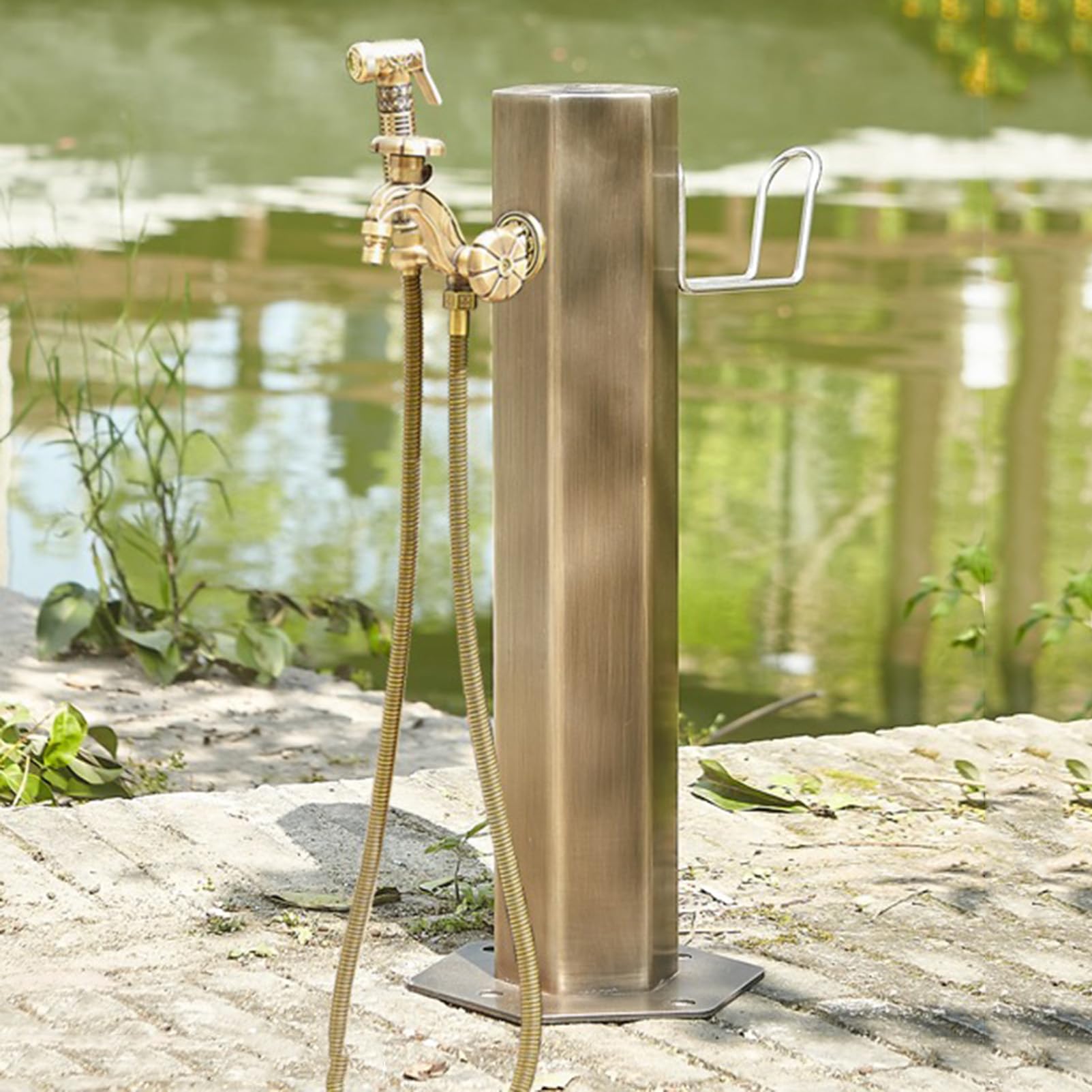 Columna de Agua de jardín Independiente con Grifo de Cobre, dispensador de Fuente Decorativo para Manguera de riego anticongelante, Soporte y función de hidrante. Elemento decorati