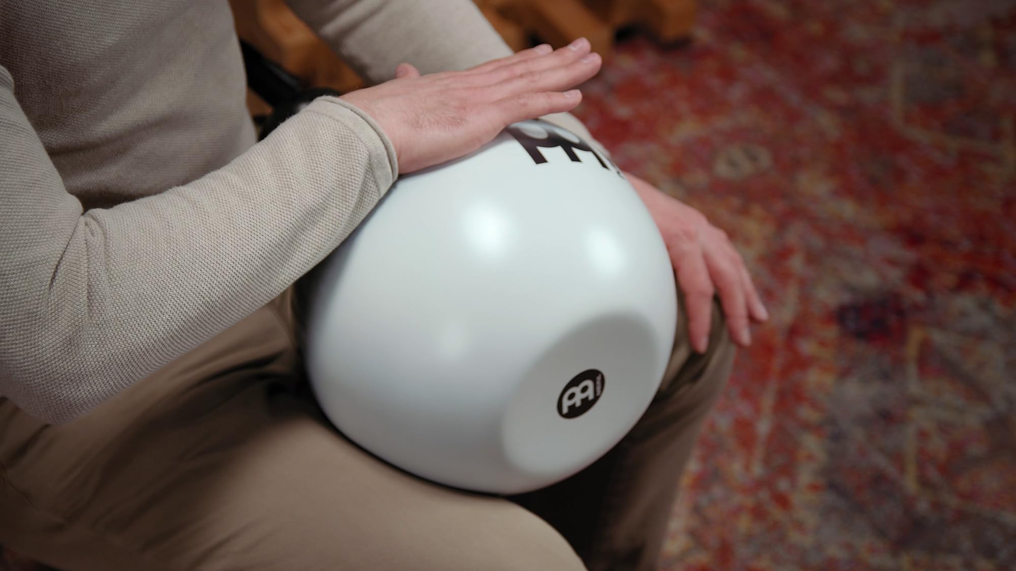 MEINL　イボドラム　ID9BK/WH Meinl ID9BK/WH Fiberglass Liquid Ibo Drum - What To Know & Where