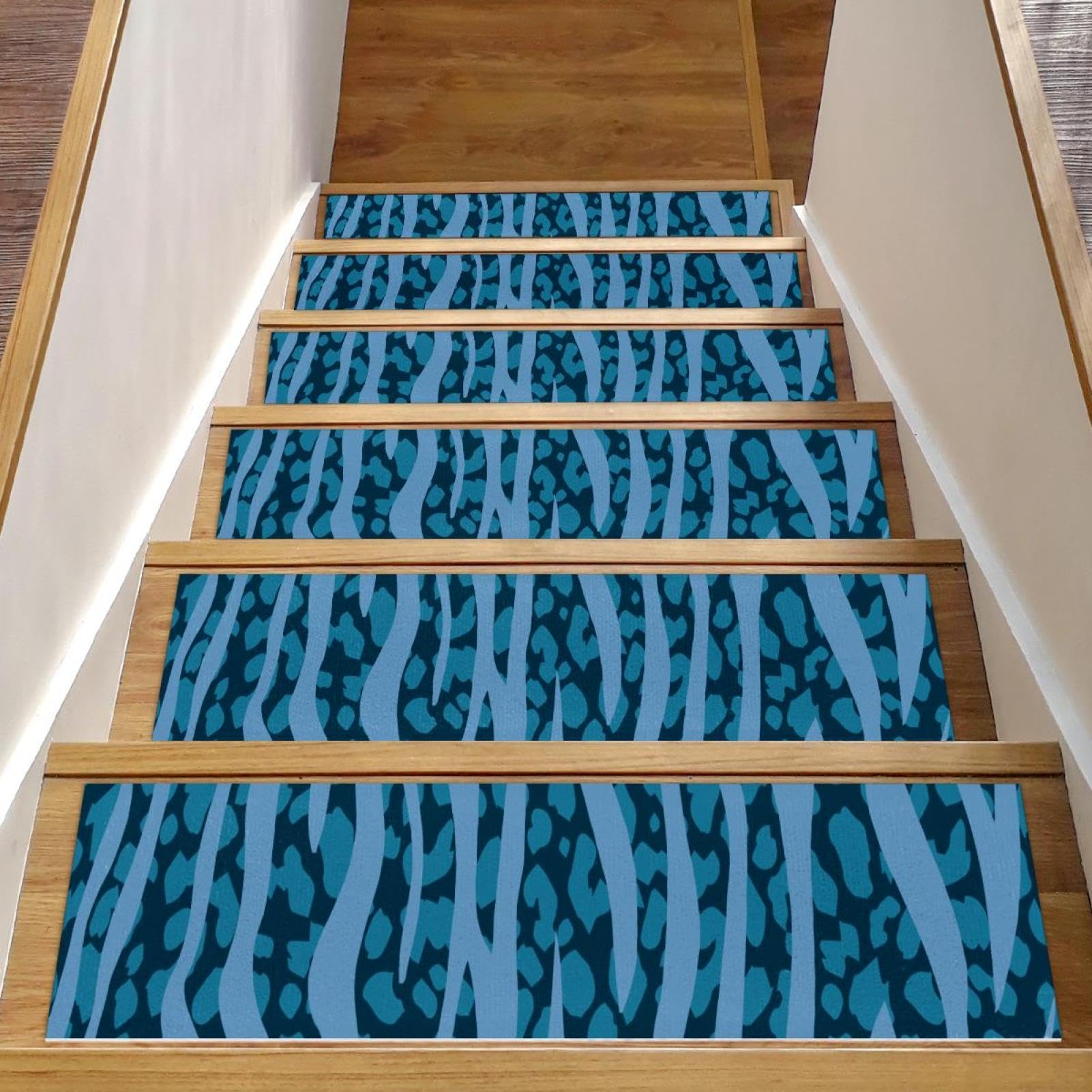 Alfombras antideslizantes para escaleras de madera que evitan resbalones de mascotas y niños