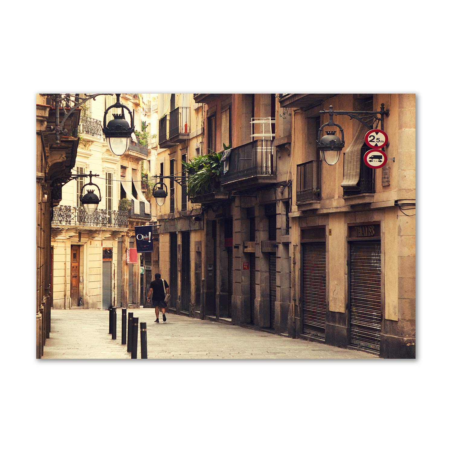 Tableau sur verre 100x70 cm panorama de l'architecture des rues de Barcelone en brun pour salon