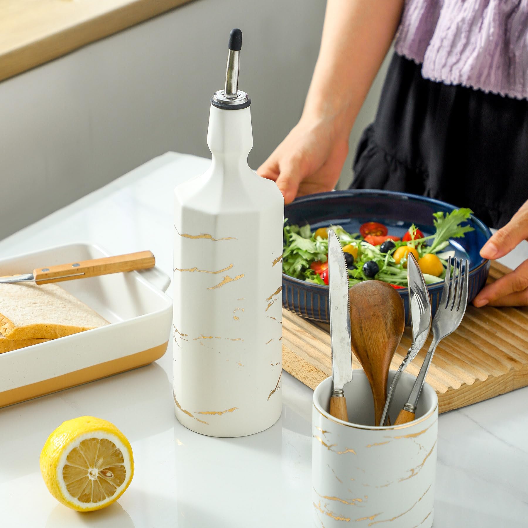 Botella dispensadora de aceite de oliva de cerámica, botella dispensadora de aceite blanco para cocina, gran capacidad, dispensador de botellas de aceite y vinagre de 26 onzas