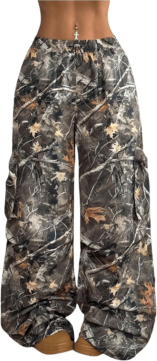 Verdusa Pantalones holgados de camuflaje para mujer Y2K Streetwear con cordón de pierna ancha, pantalones de chándal acampanados