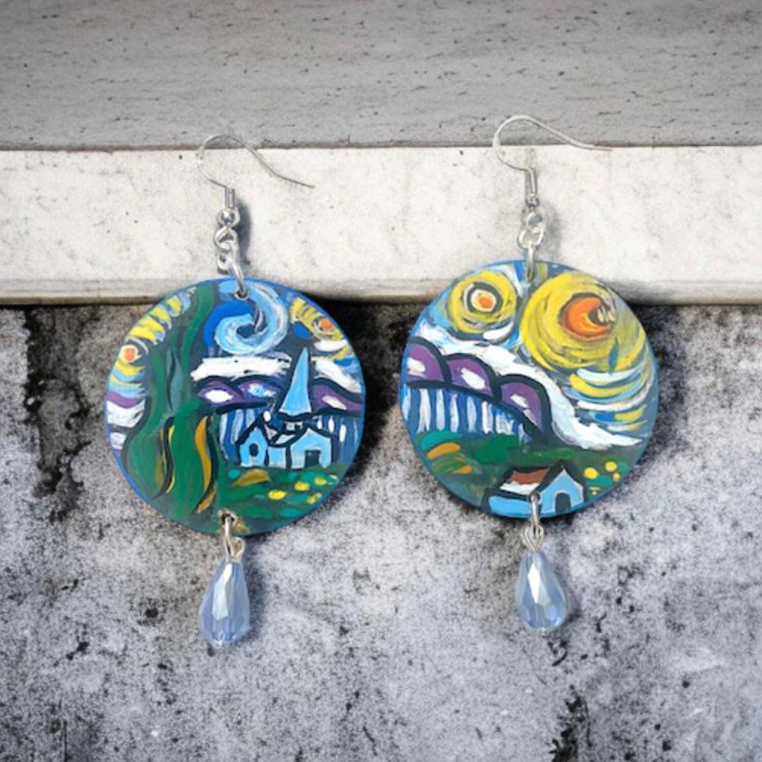 Boucles d'oreilles peintes à la main - LA NUIT ÉTOILÉE TABLEAU CÉLÈBRE - Boucles d'oreilles pour femmes, Bijoux en bois peint, Crochet en argent, Made in Italy, Bijoux, Artisanat