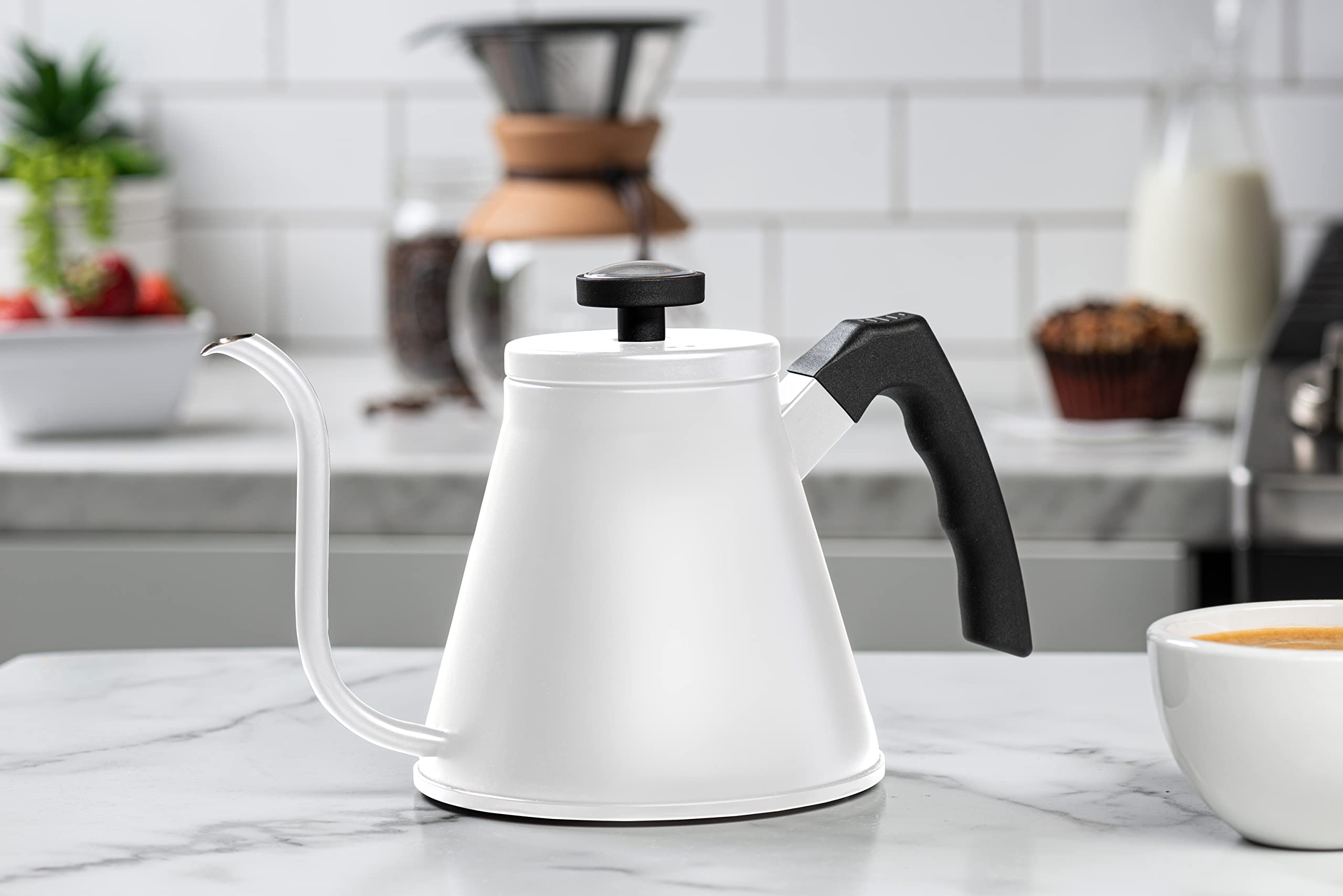 Kook Hervidor de cuello de cisne con termómetro, para verter sobre café y té, medidor de temperatura, eléctrico, gas e inducción, base de acero inoxidable de 3 capas, 27 onzas (blanco)