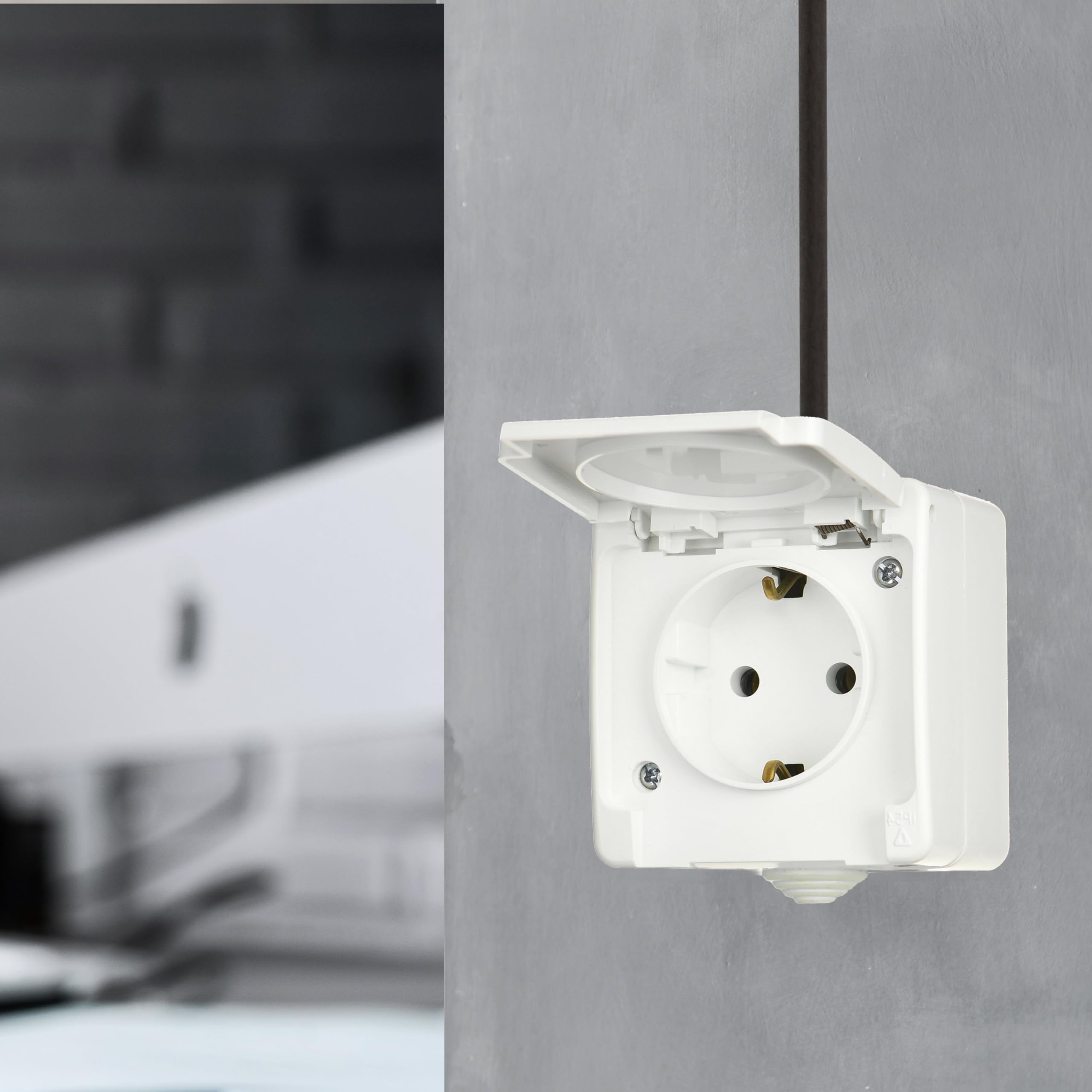 Presa Da Parete IP54 All-in-One Serie G1 - Impermeabile, Con Coperchio A Molla, Per Esterni E Ambienti Umidi, Bianco Puro - 250V 16A - 2