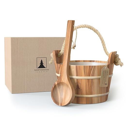 Sauna Bucket and Ladle Set - Handmade from Canadian Red Cedar Wood - Natural Rope Handle - 1 Gallon (4 Liters) Water Capacity