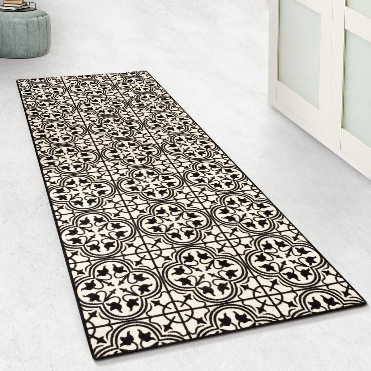 Floordirekt Black Galway Carpet Runner, Non-Slip Floor Mat Hallway Runner, Victoria Tile Pattern Design, Kitchen Runner Mat, Living Room Runner Rug (80 X 600 Cm)