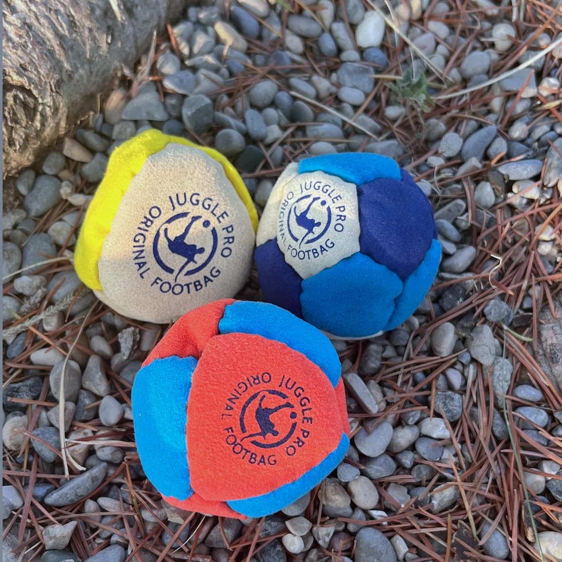 Footbag Original Lot de 3 – Parfait pour le freestyle et les jeux de groupe, Ultra Suede et remplissage de sable