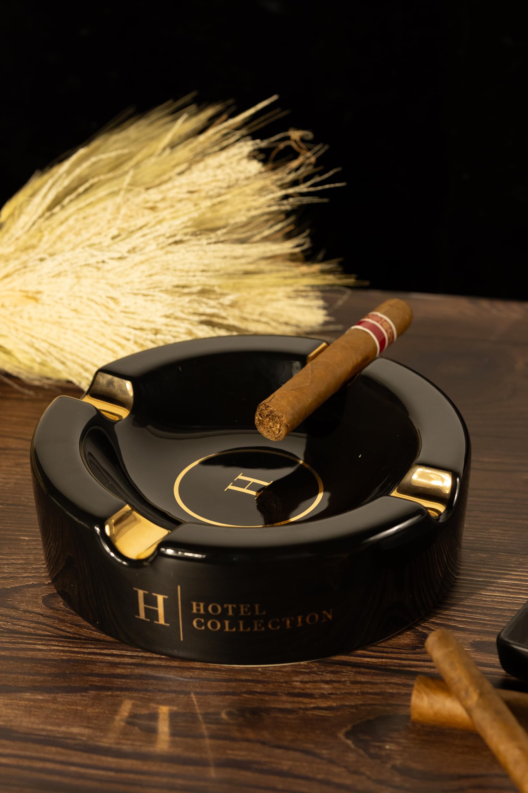 Hotel Collection Cenicero de cerámica de edición limitada premium para uso en exteriores, patio, exterior e interior, accesorio de cenicero de lujo para hombres y mujeres entusiastas 4