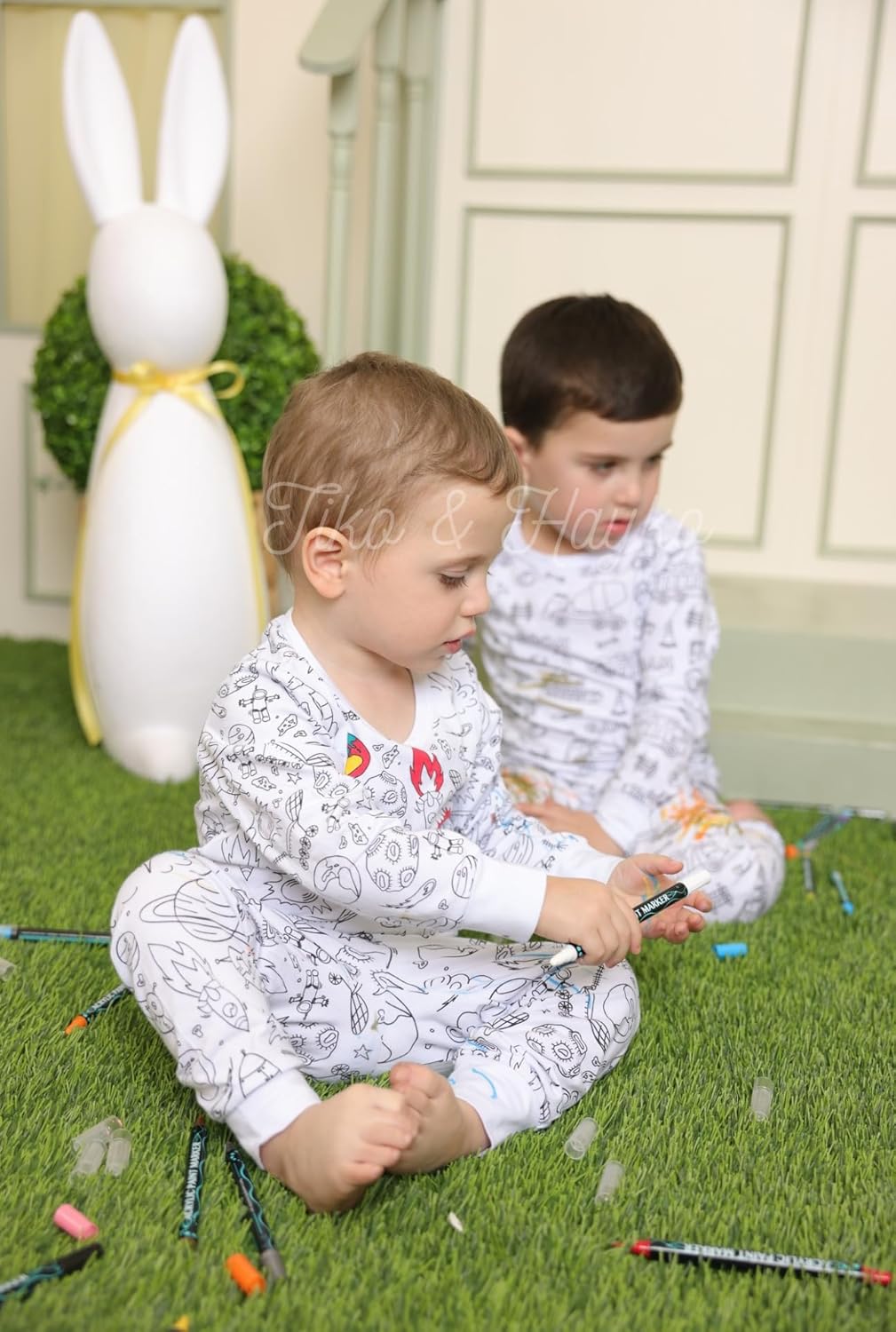 Tiko & Hayko HAND PAINTED HOMEWEAR SET/COLORING PAJAMAS SET FOR BOY AND GIRL