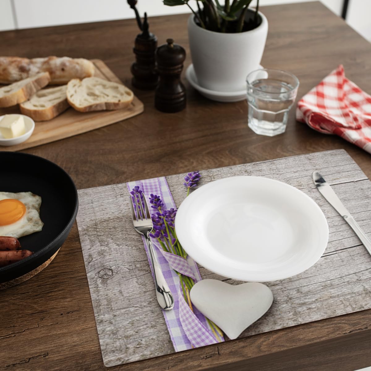 Placemats, 4-delige set als afwasbare tafeldecoratie in landelijke stijl - placemats houtlook bruin als tafelonderzetters in 43 cm - placemats als onderlegger voor eettafel, woonkamer tafel Placemats, 4-delige set als afwasbare tafeldecoratie in landelijke stijl - placemats houtlook bruin als tafelonderzetters in 43 cm - placemats als onderlegger voor eettafel, woonkamer tafel