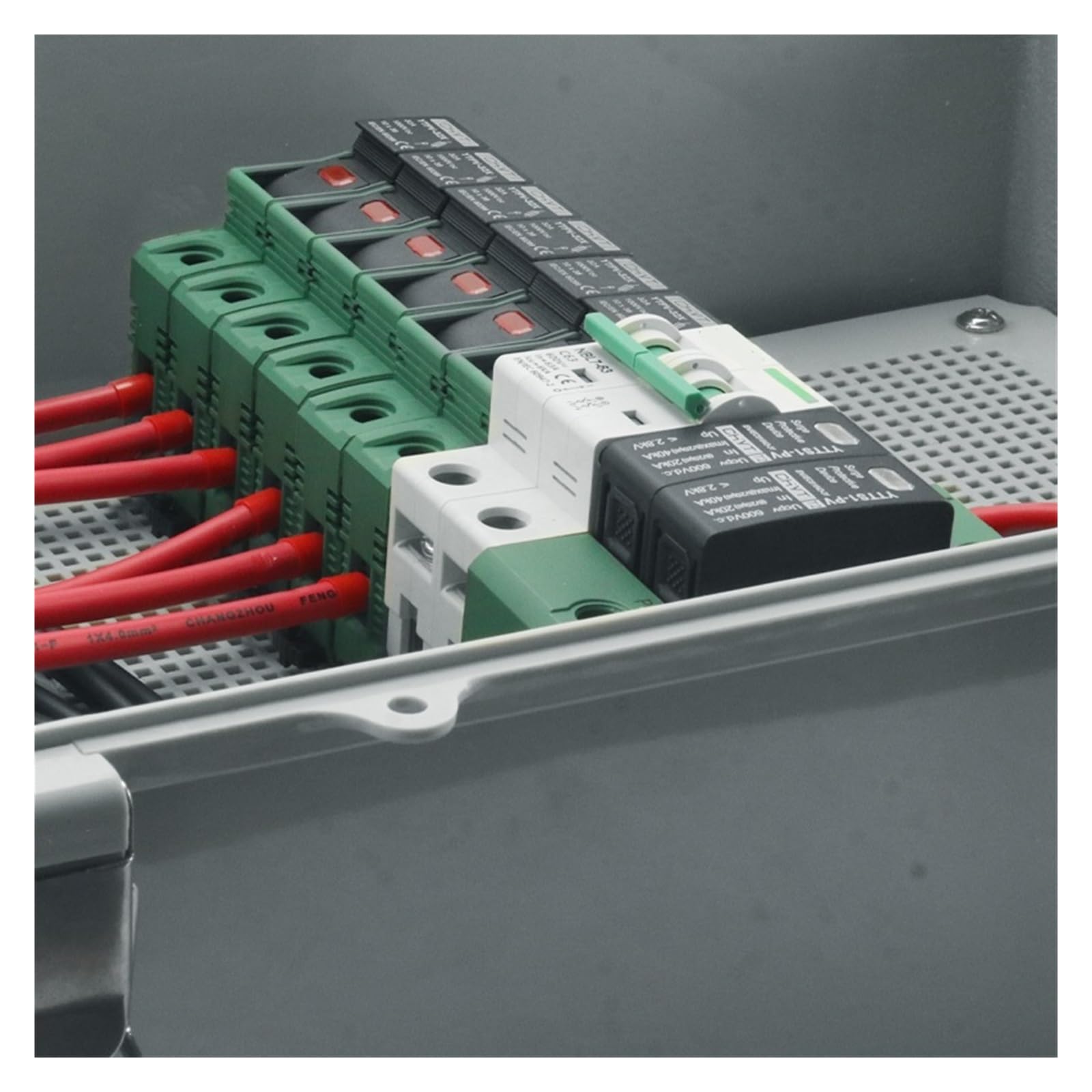 RWRAPS Scatola combinatrice CC fotovoltaica Impermeabile IP65 con Protezione Contro i fulmini solari in ABS 6-in-1-out da 600 V