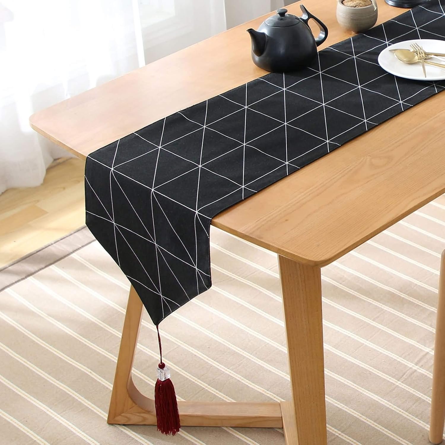Table Runner Decor,33x180CM,Diamonds with Tassel Decorative Table Runner Cotton,Autumn Table Runner Rectangle Black