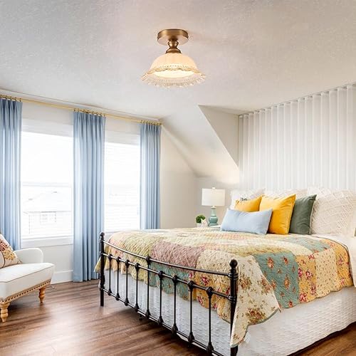 Miniatura 4 de 1 lámpara de techo de latón vintage cerca de la luz de techo