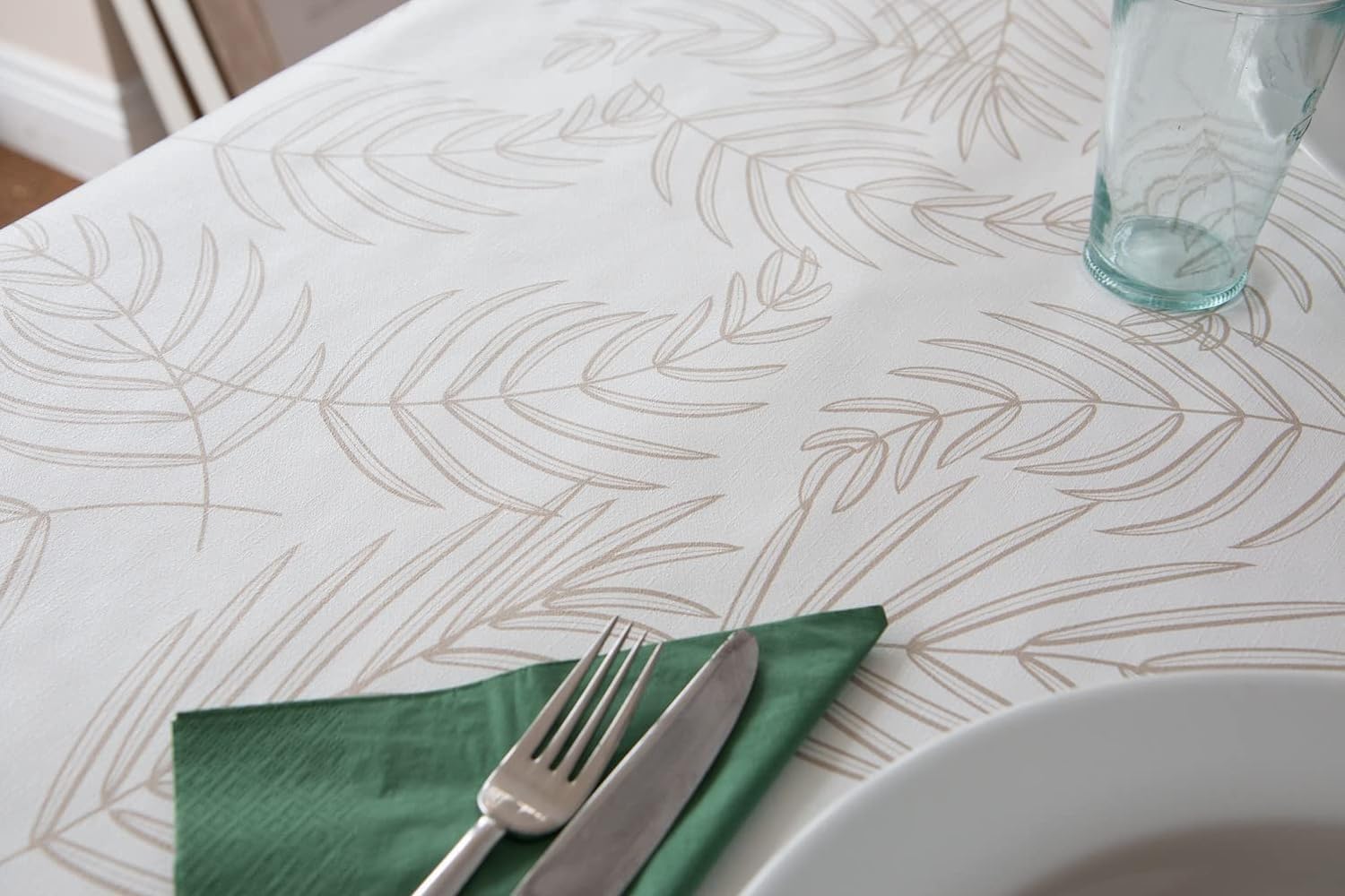 d-c-fix Wachstuchtischdecke Sina 1,5 m x 2,20 m | Tischtuch im Vintage-Stil für den Küchen-, Ess- oder Gartentisch – lebensmittelecht, abwaschbar & wasserdicht
