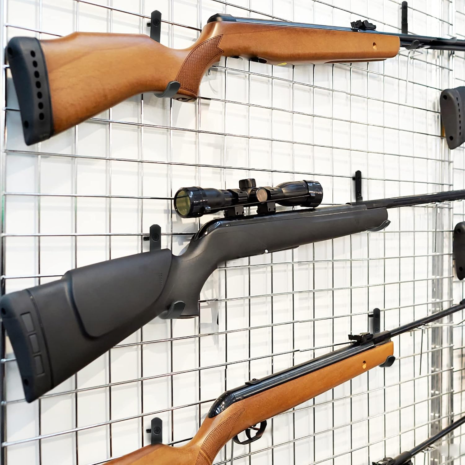 Oleitodh 32 Pack Gun Rack Wall Mount Hooks Bulk, Horizontal Gun Racks for Wall Metal Shotgun Hangers for Storing Rifles, Shotguns and Bows, Gun Mount Holder Hooks for Wall Storage