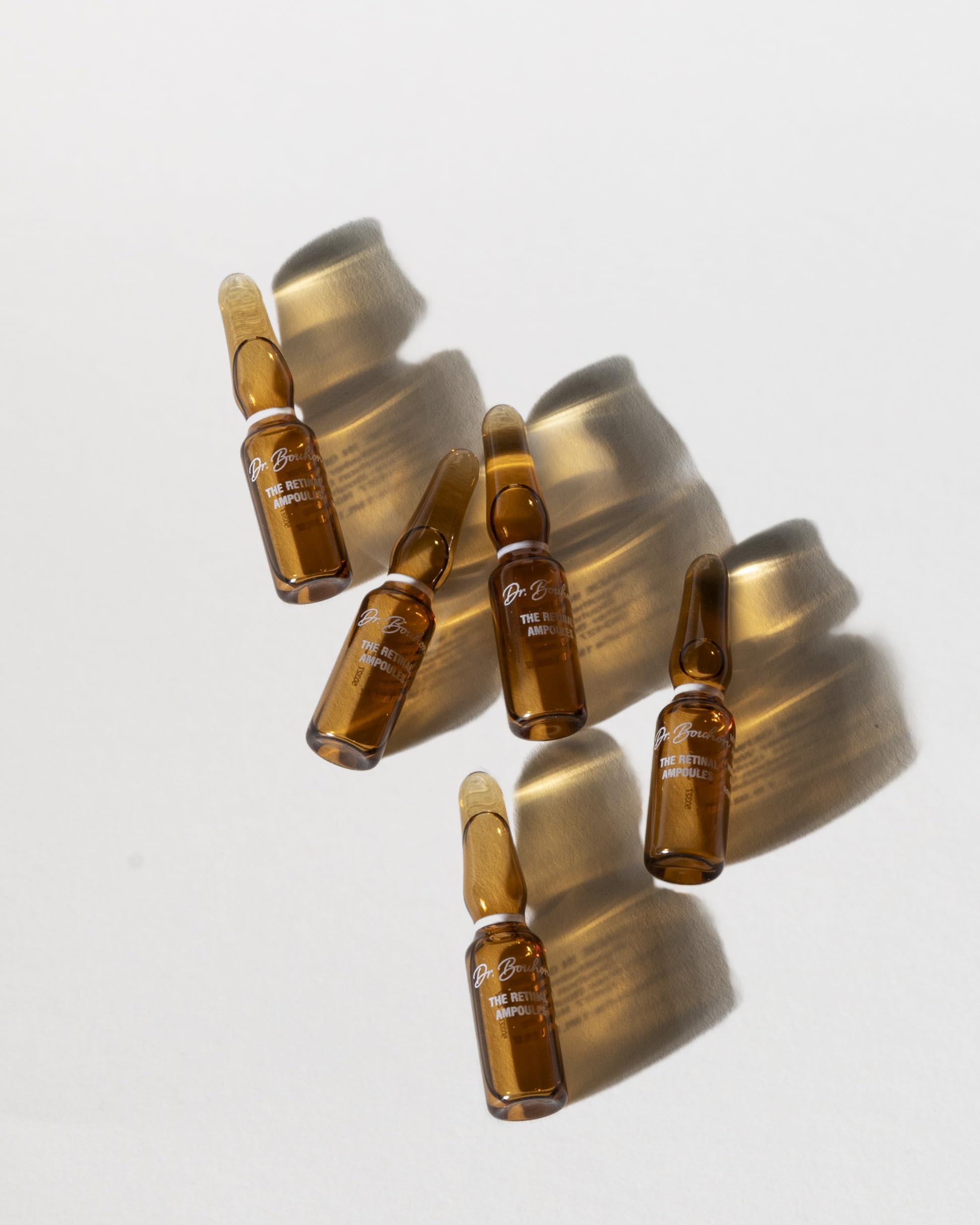 The Retinal Ampoules (14 x 1 ml) – Anti-Aging Gesichtsampullen mit Retinal – unterstützt Hauterneuerung & Ebenmäßigkeit – glättet Falten – dermatologisch getestet