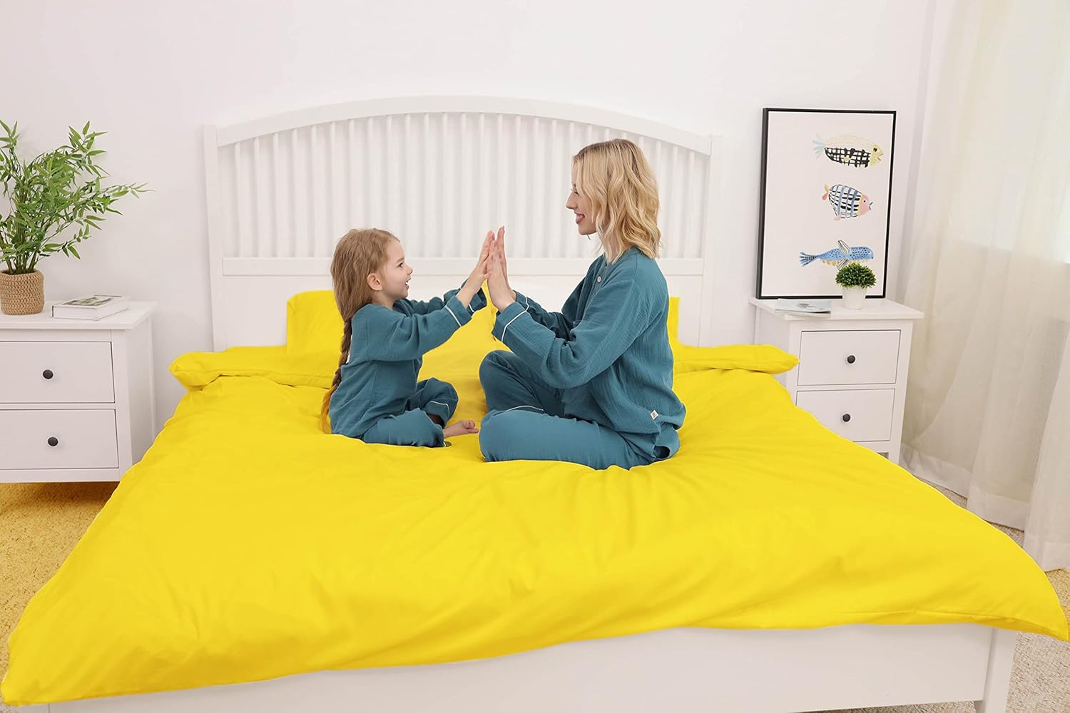 King Size Bed Sheets - 6 Piece Super Soft Microfiber 2200 Thread Count Sheet Set - Bed Sheets - Wrinkle Free Bed Sheet - Luxurious Deep Pocket 16 Inches Bed Sheets - Yellow Bed Sheet