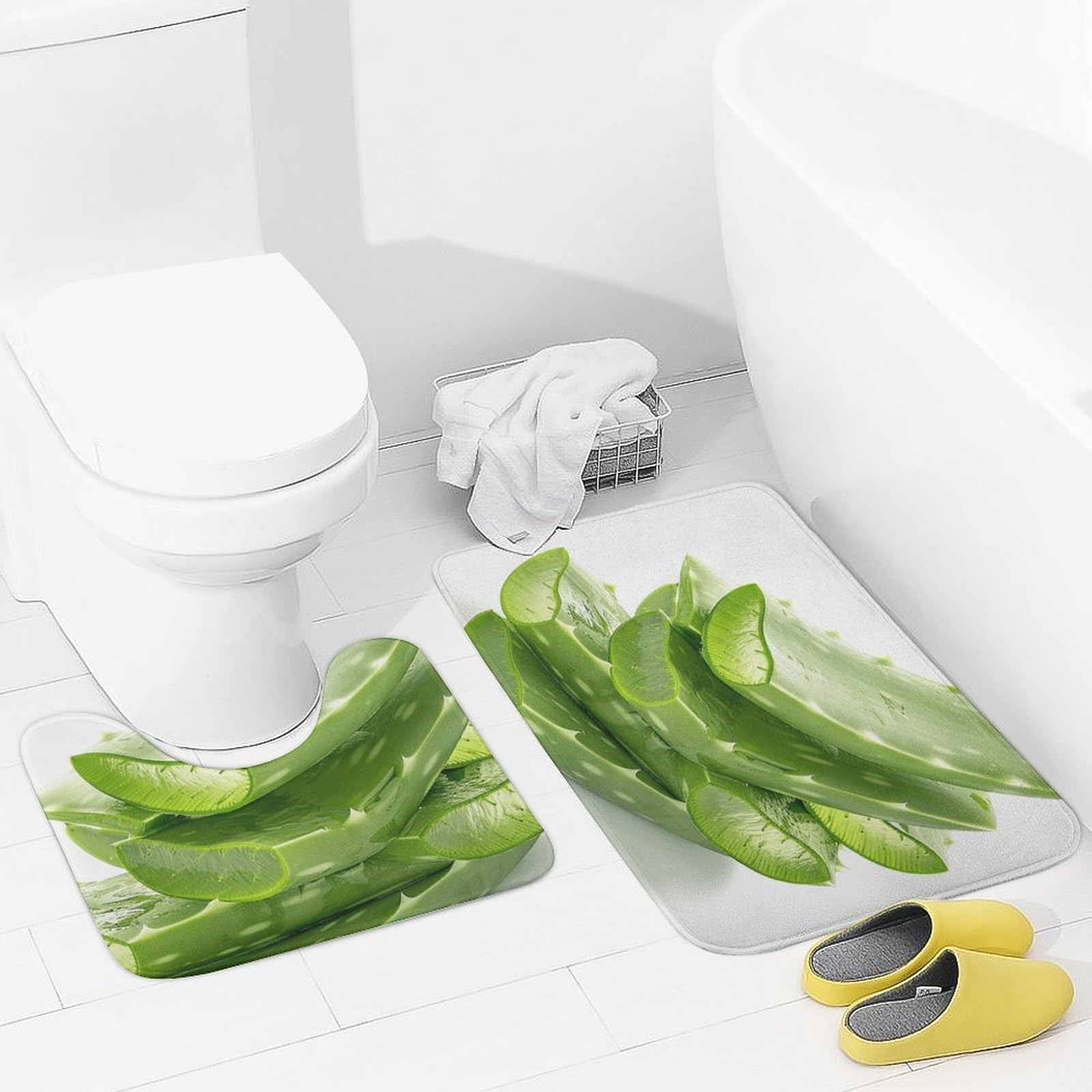 Flocons d'aloe vera frais sur ce tapis de bain doux pour une sortie de douche cocooning