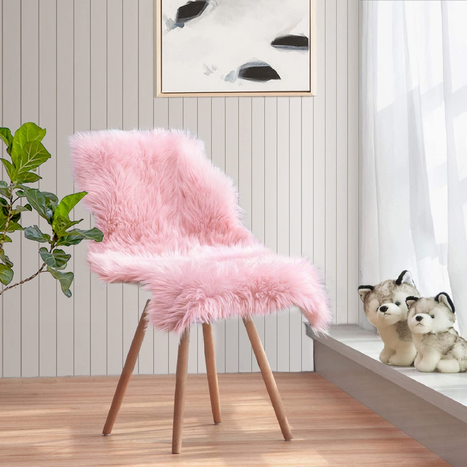 ORINOVASmall Pink Fluffy Sheepskin Fur Area Rugs for Bedroom Washable Furry Carpet Rug for Living Room Faux Fur Rug 2x3 Nursery Rug