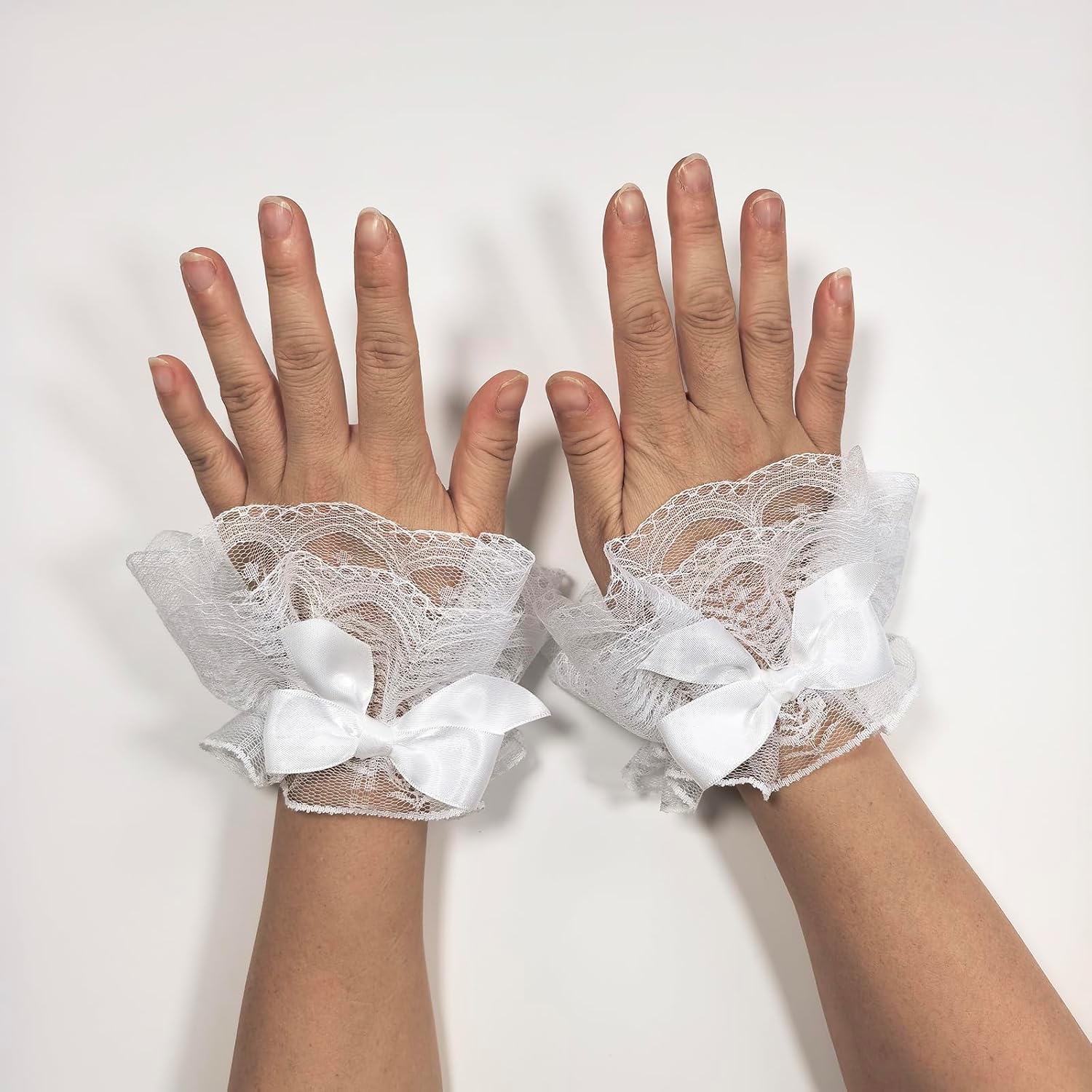 1 Pair Lolita Lace Gloves White Bow Hand Sleeve Sexy Lace Elastic Bracelet Women Ruffled Floral Lace Wrist Cuffs image 5