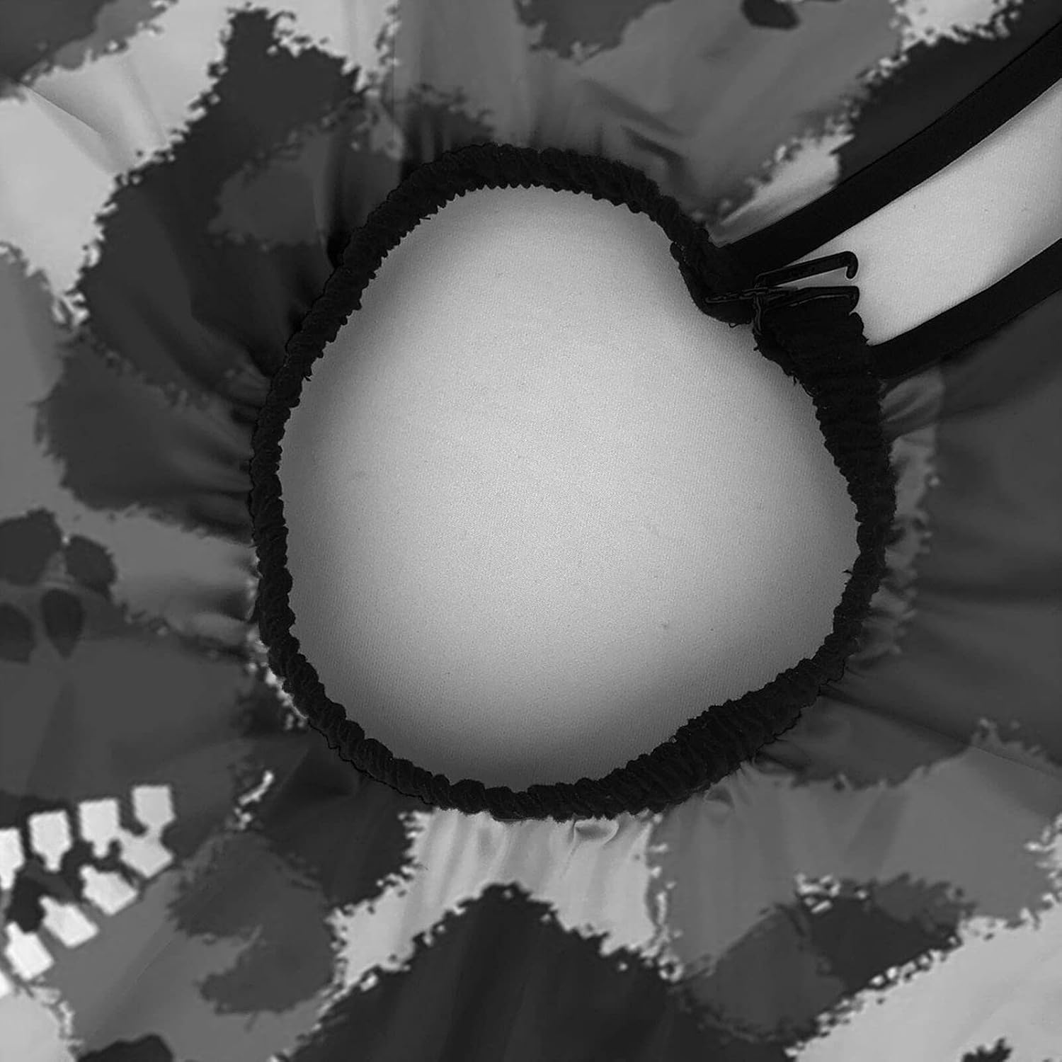 Haircut Cape, Hair Stylist Salon Haircut Gown, Professional Salon Cutting Barber Hairdressing Hairdresser Apron Lightweight 55 X 66 in (Three Funny Dogs) : Beauty & Personal Care