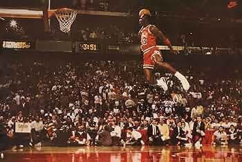 Amazon.co.jp: マイケル・ジョーダン 有名なフリースローラインからの