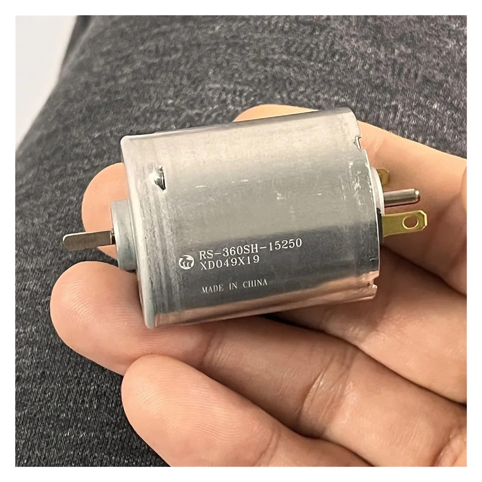 Moteur aspirateur bloqué ? Remplacez-le par le RS-360SH 12V-24V 14300RPM