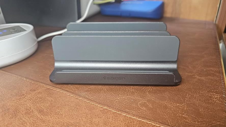 Great quality laptop stand for clean desk setup