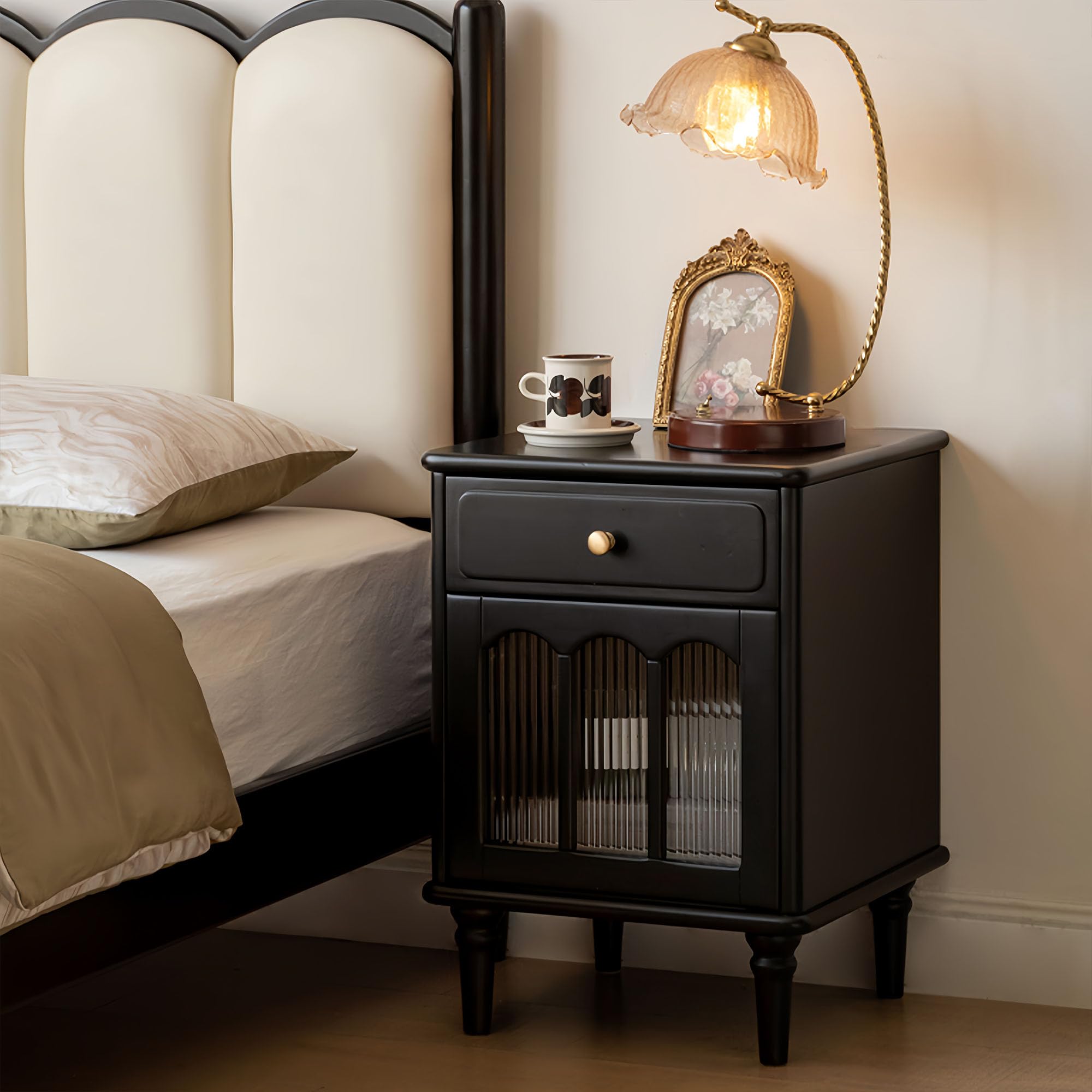 Solid Wood Bedside Table with Drawer & Cabinet, Vintage Nightstand with Glass Door and Brass Handle, Elegant Wooden End Table Bedside Cabinet for Bedroom,Living Room (Black Finish, Right-Opening)