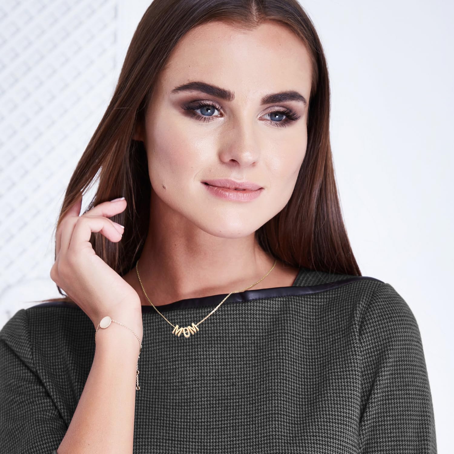 750er Gold vergoldet Edelstahl Kette Halskette MOM Buchstaben Anhänger Damen Mama Oma Schriftzug Mutter Großmutter Muttertag Geburt Tochter