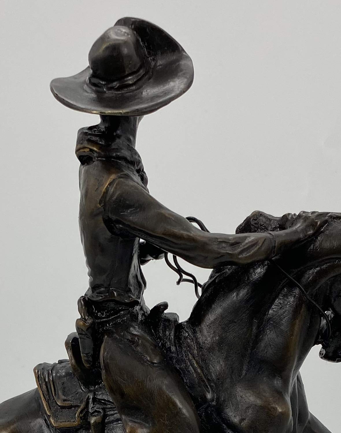 Amazon｜カウボーイAmericanブロンズハンドメイドSculpturer Frederic