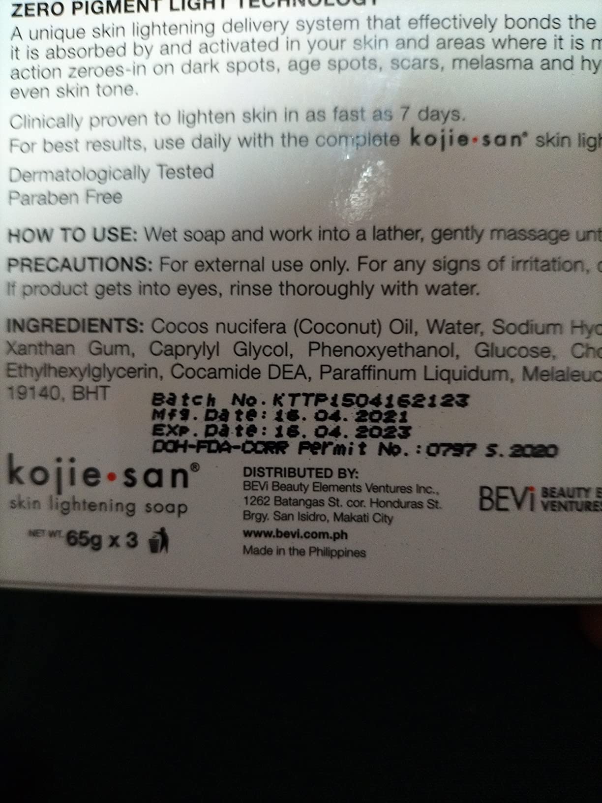 Kojie San Face & Body Shower Set - The Original Kojic Acid Soap that Reduces Visibility of Dark Spots, Hyperpigmentation, and Other types of Skin Damage – 135g x 2 Bars with Lotion, Cream and Toner