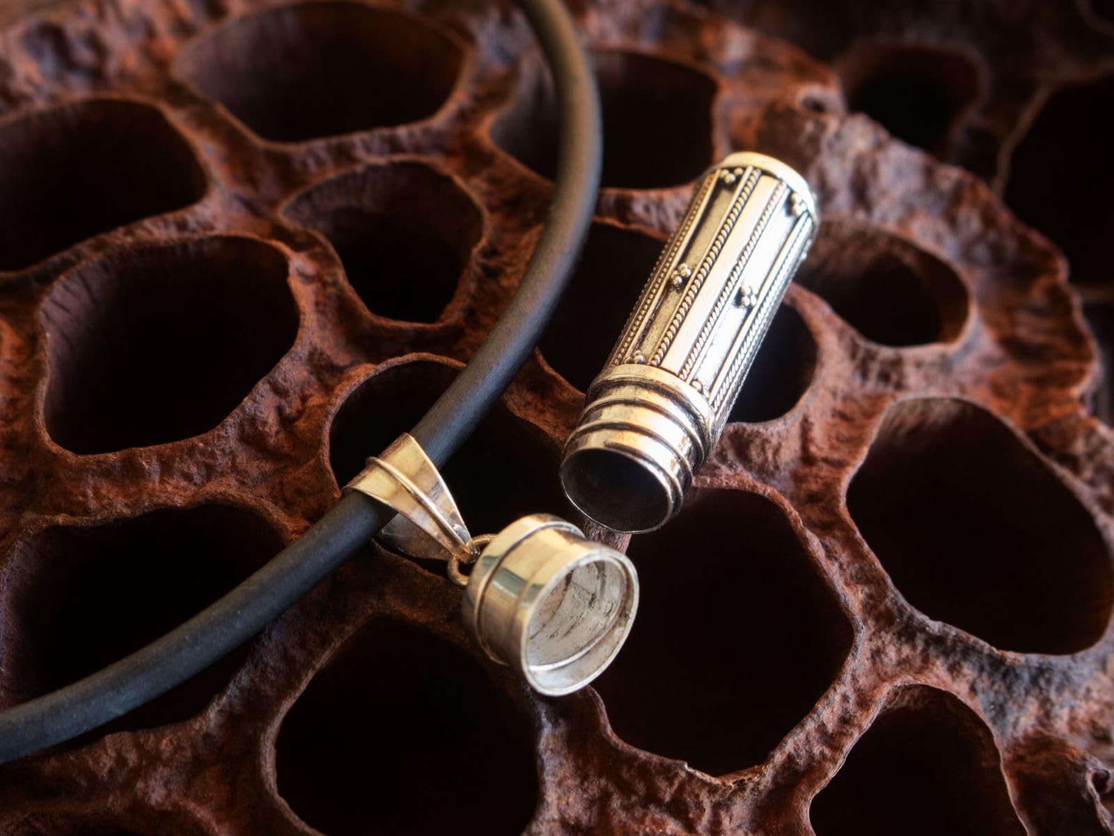 Fly Style Kettenanhänger Silber Phiole Amulett Parfum Anhänger - Aromatherapie Kette - Notfall Anhänger - Urnenketten für Asche