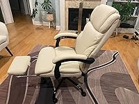 Review Image by Alex Zager