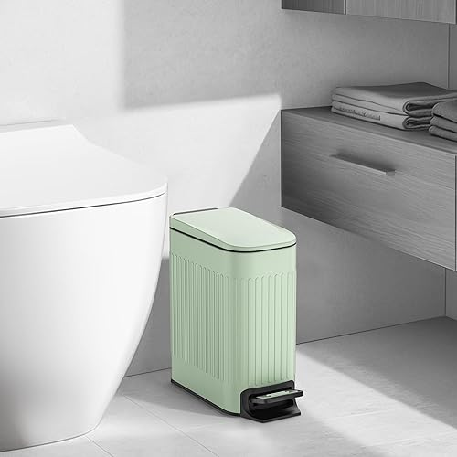 Miniatura 29 de TIPGO Cubo de basura delgado para baño con tapa de cierre suave, pedal escalonado, cubo de basura de acero inoxidable de 6 litros/1.6 galones, cubos