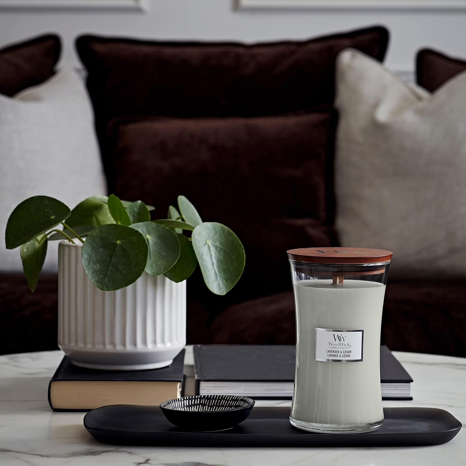 WoodWick Large Hourglass Scented Candle with Crackling Wick | Lavender & Cedar | Up to 130 Hours Burn Time