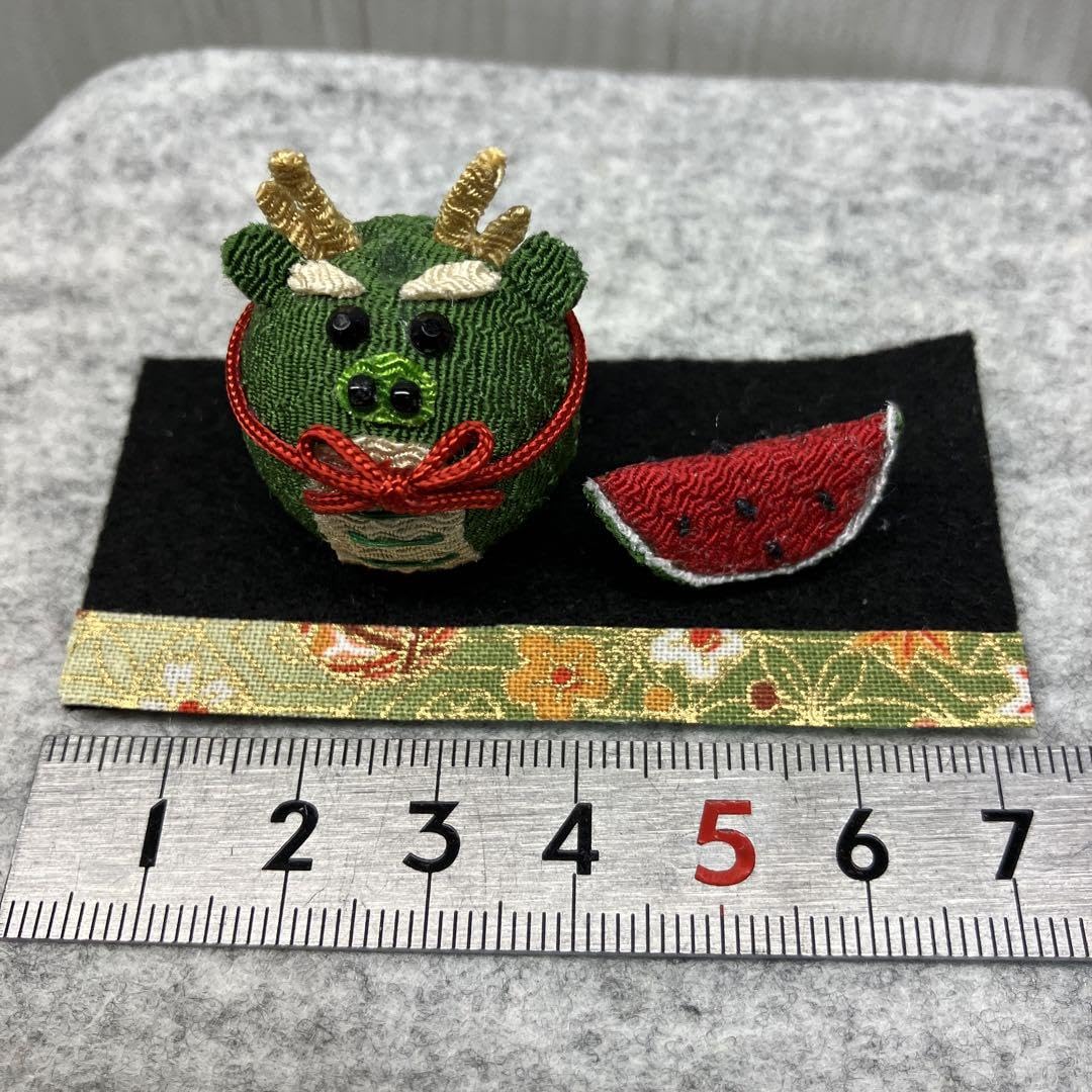Amazon.co.jp: ちりめん細工 辰 干支 スイカ 夏の飾り ハンドメイド