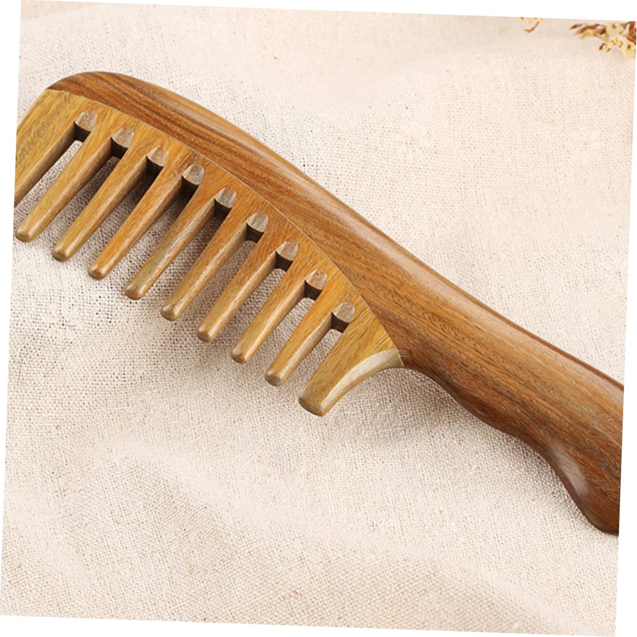 Peine de Sándalo de Dientes Anchos y Compactos para Masaje | Color Caqui, Formato Ligero y Portátil, Uso Doméstico Diario, Peine Masajeador Capilar de Madera