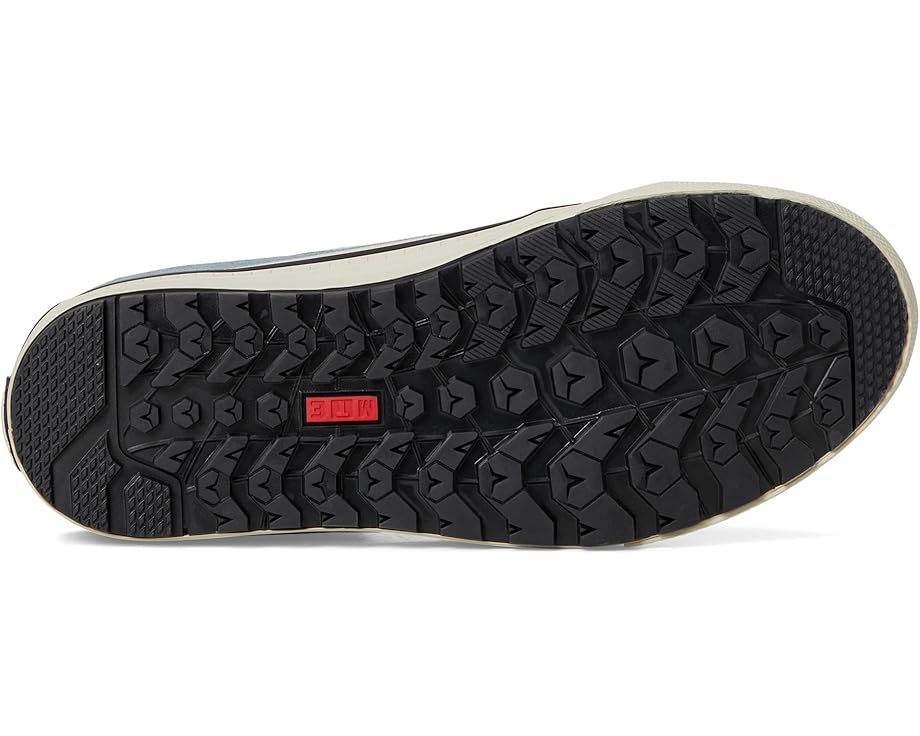 Vans U MTE™ SK8-Hi® Waterproof Insulated - Bottom View