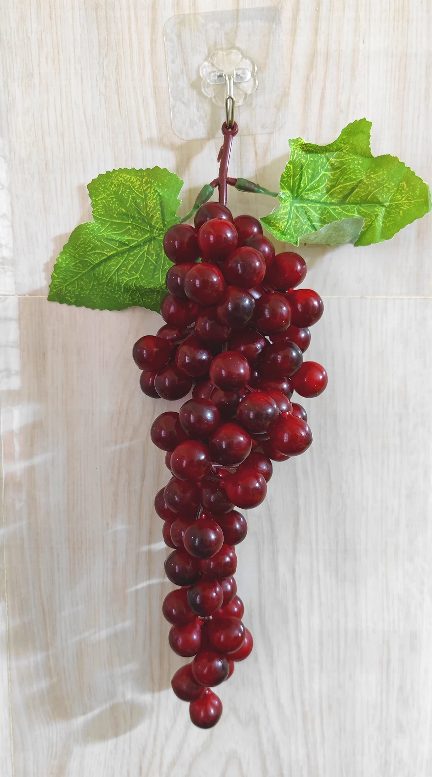 LoveInfinity Artificial Rubber Grapes Bunch Perfect for home kitchen dinning room decoration,ideal for bowl, basket, table centerpiece decor, photography props and other home ornaments RED 60 Grapes