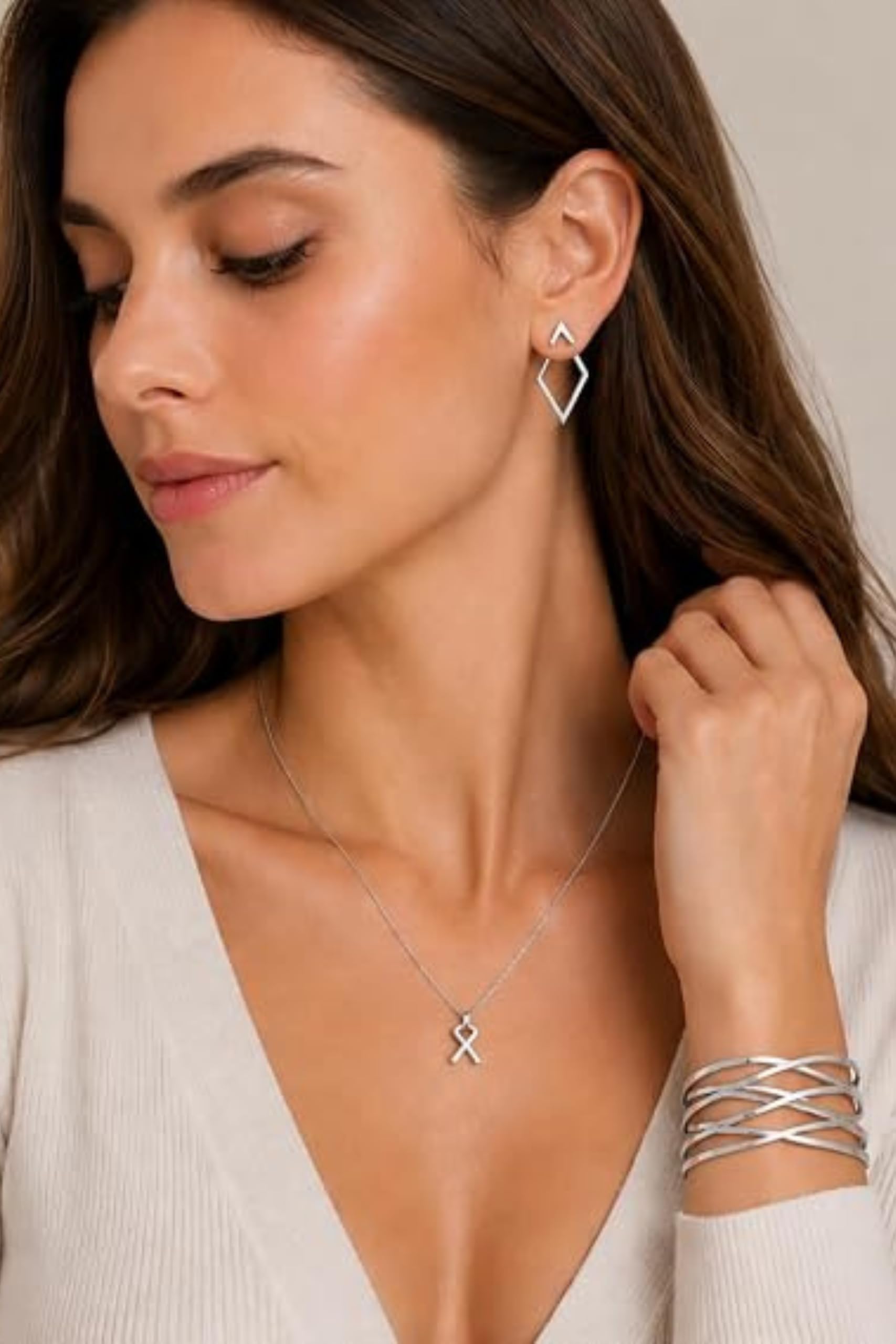 Orecchini da donna in argento con cut-out, in acciaio inox, ipoallergenici, geometrici ed eleganti