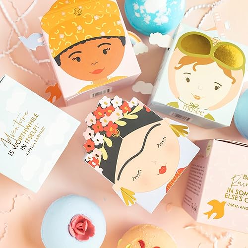 Miniatura 5 de Musee Women of Change Amelia Earhart Box - Bálsamo de baño Regalos para mujeres, adolescentes, niños y piel sensible Bombas de baño para mujeres