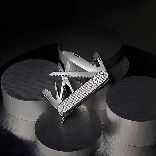 Miniatura 7 de Victorinox Farmer X Alox Swiss Army Knife Cuchillo de bolsillo de 10 funciones fabricado en Suiza con hoja grande, sierra de madera, abridor de