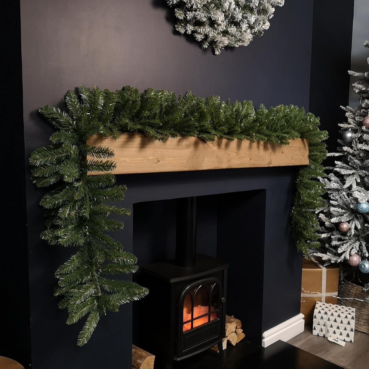 Snowtime Green 9Ft Kateson Fir Garland