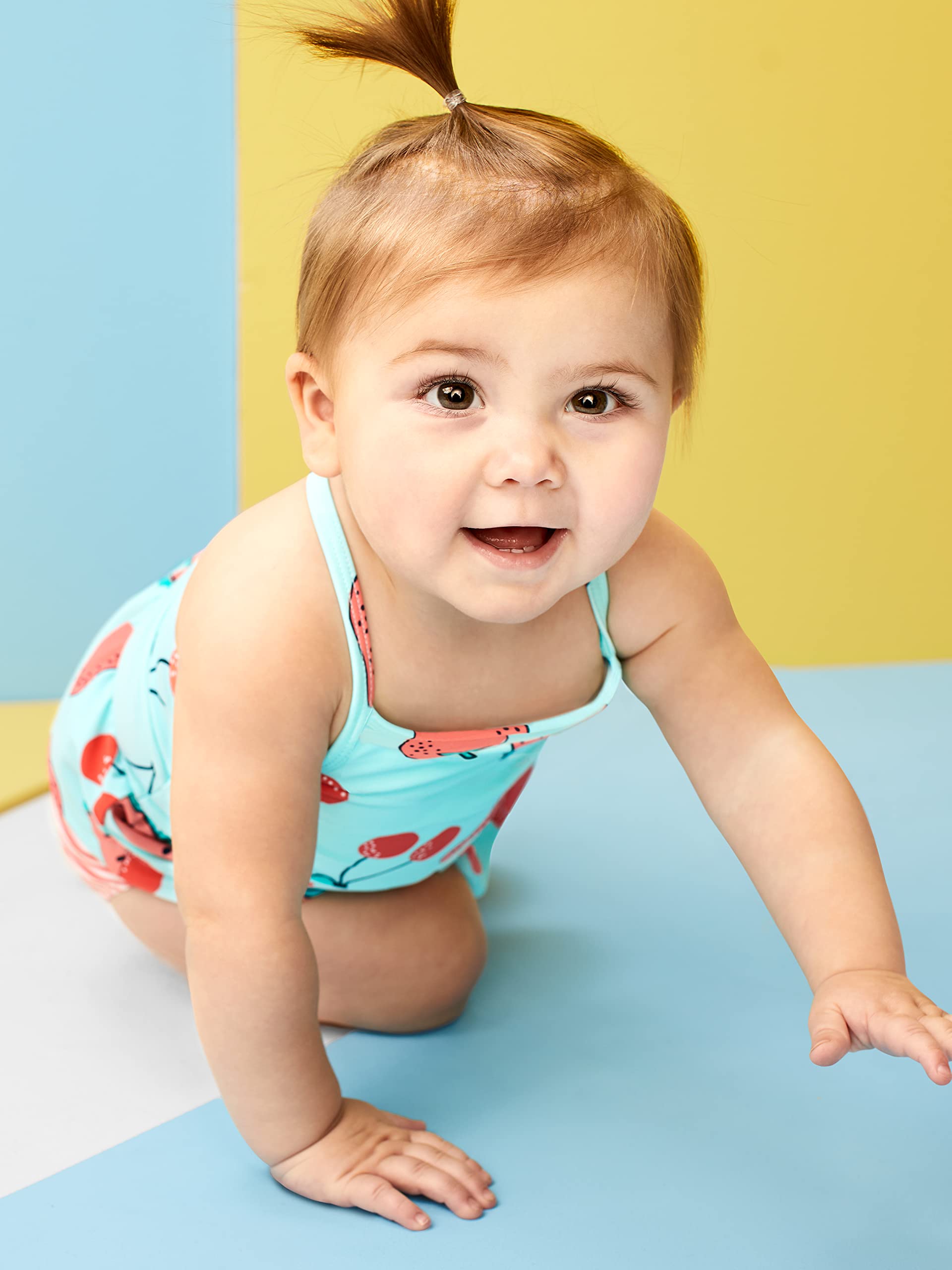 Simple Joys by Carter's 3-Piece Assorted Rashguard Sets Ensemble de Maillot dermoprotecteur Bébé Fille (Lot de 1)