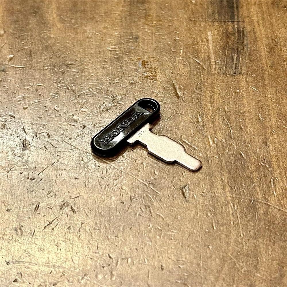 Replacement for Honda New Genuine Engine Stop Key EU3000 EU6500 EB6500 EM5000 35111-880-013 OEM