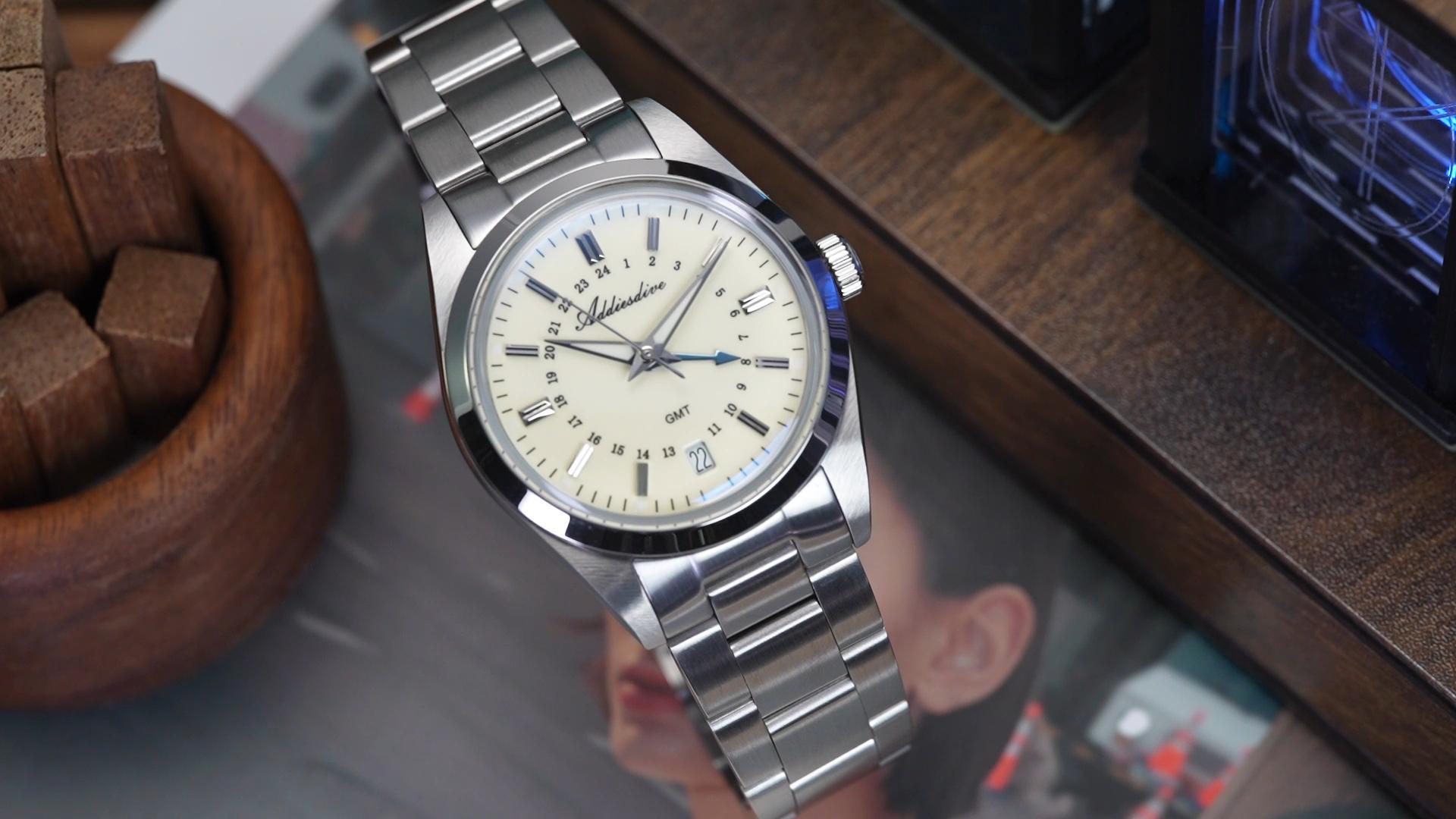 Amazon.com: ADDIESDIVE GMT Watches for Men 36 MM Small Dial Quartz