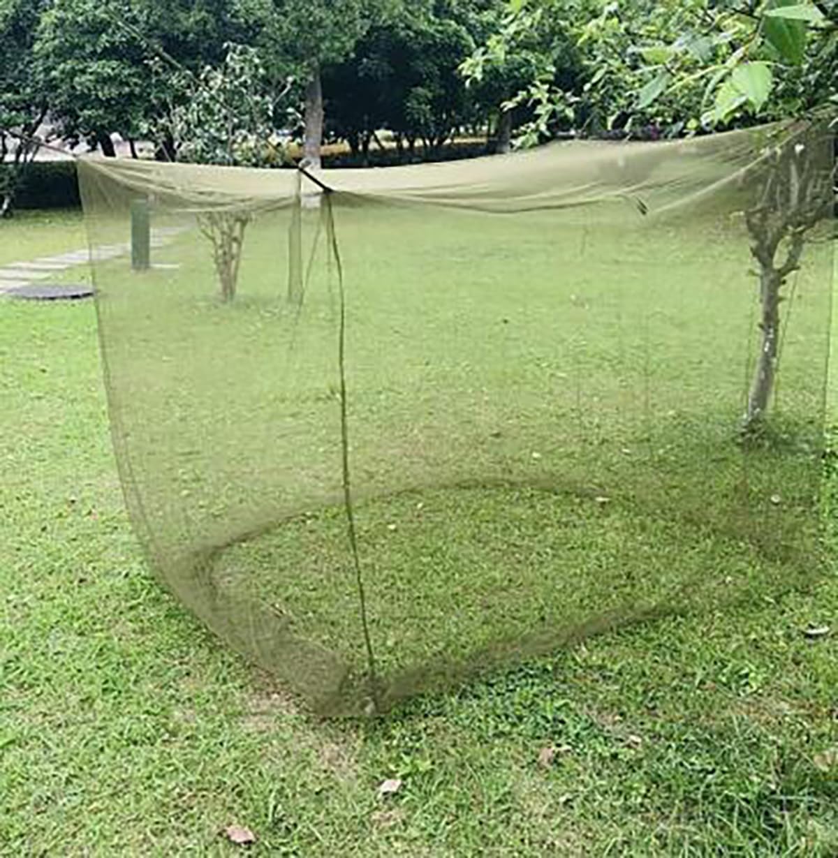 蚊帳 テント 屋外 大型 かや モスキートネット 蚊よけ 防虫ネット 200*180*180cm 吊り下げ 軽量 高密度 簡易設置 持ち運び便利 アウトドア ハイキング 旅行 キャンプ 軍緑色